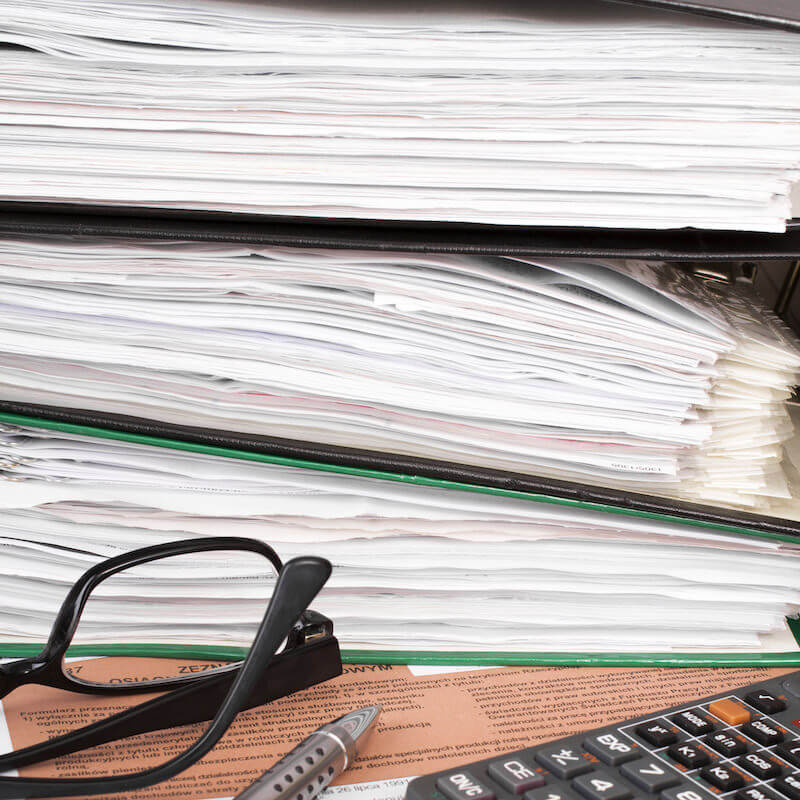 Binders with Paper in them to show degree audit system.